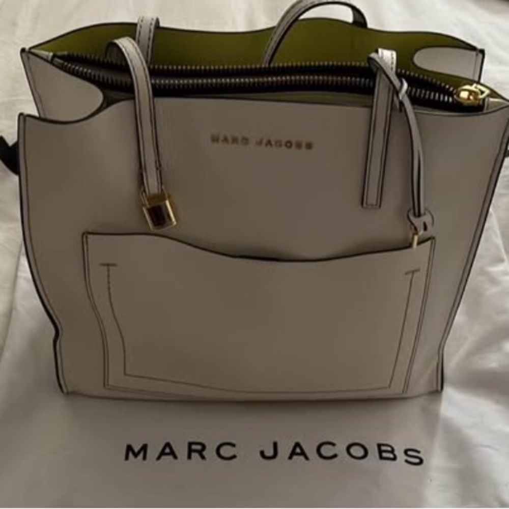Marc Jacobs White and Green Tote Bag Structured Design